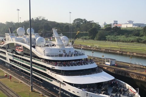 Panama city : Visite privée du canal de Panama et de la ville avec escale