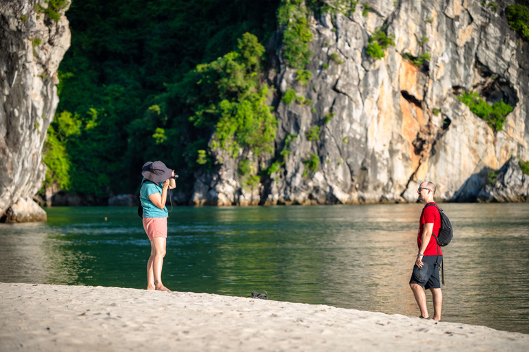 2-Day Peaceful in Bai Tu Long Bay with Luxury Cruise