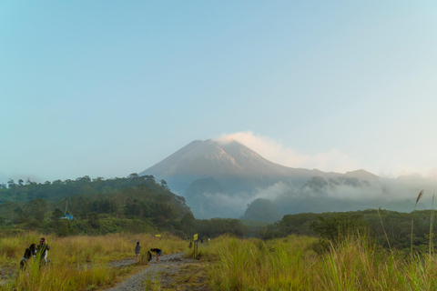 Yogyakarta: Merapi Volcano Sunrise/Merapi Jeep Adventure