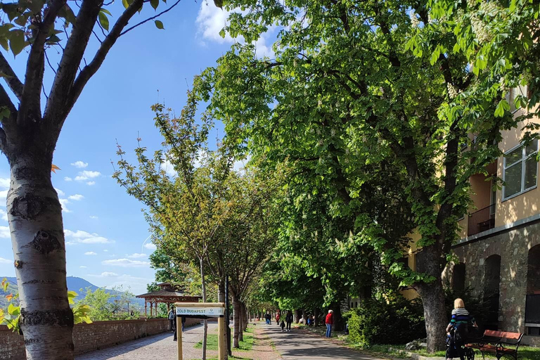 Budapest: Castle District Walking Tour with Local Guide