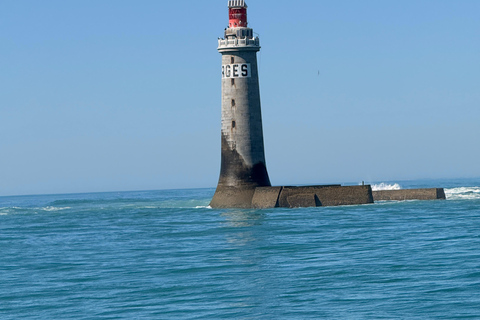 Les Sables d'Olonne: Guided Tour to the Phare des Barges Narrated Tour of the Phare des Barges Lighthouse – Les Sables-d'Olonne