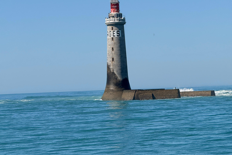 Les Sables d'Olonne: Guided Tour to the Phare des Barges Narrated Tour of the Phare des Barges Lighthouse – Les Sables-d'Olonne