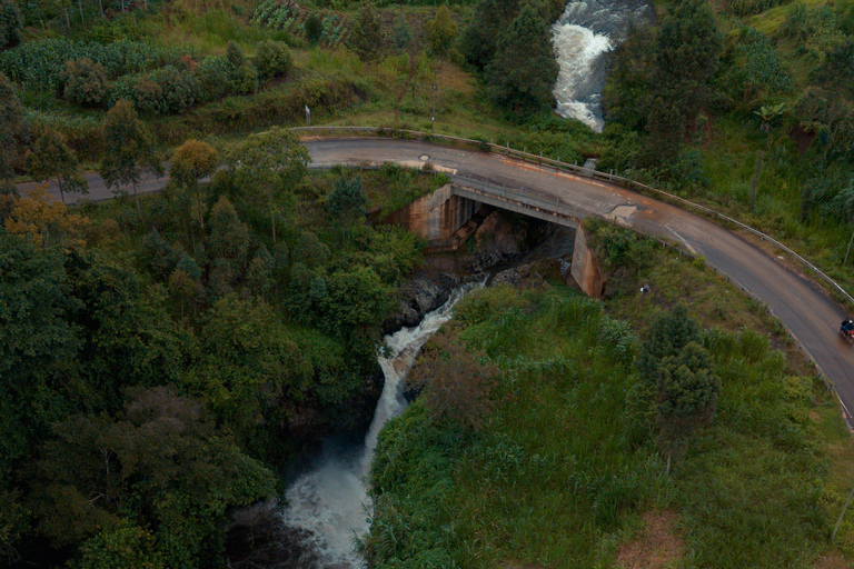 3 Magical Waterfalls Guided Tour from Nairobi with pick-up Exclusive Waterfalls Guided Tour with lunch