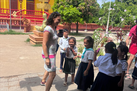 Phnom Penh: Silk Island School Visit with Activities