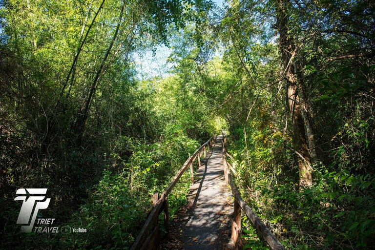 Parque Nacional de Cat Tien Tour Privado de 2 Días con Guía LGBTComida y hotel incluidos