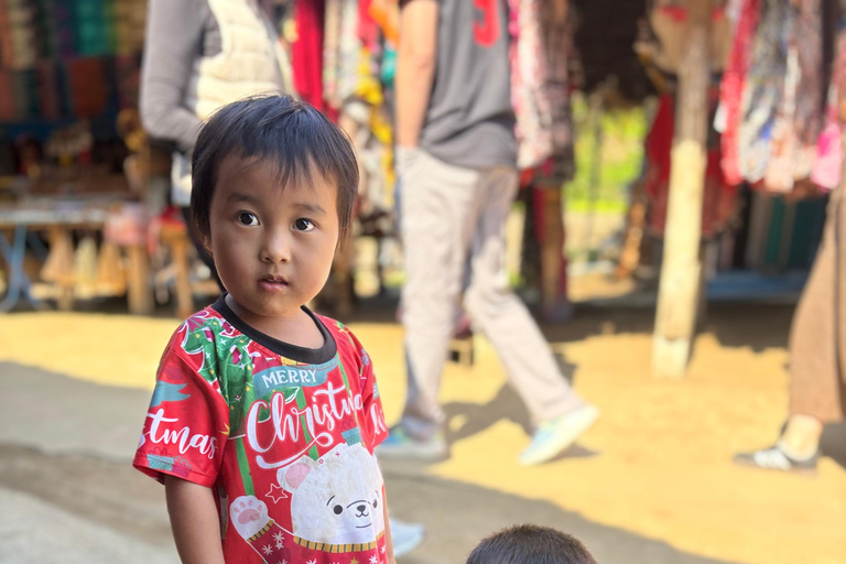 Chiang Rai: Popular Sightseeing Tour 7 places , Buffet Lunch Chiang Rai: Popular Sightseeing Tour 7 places ,Buffet Lunch