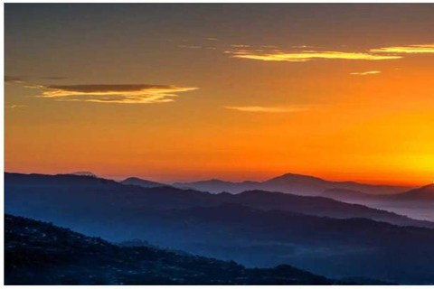 Pokhara: Sarangkot Sunrise & Downhill Hike