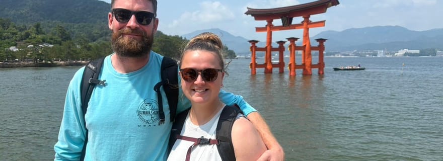 Visite d'une journée complète à Miyajima : temple et téléphérique avec déjeuner