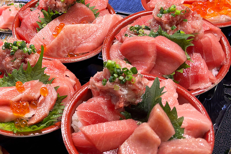 Tsukiji Market: Private Tour with a Local Guide