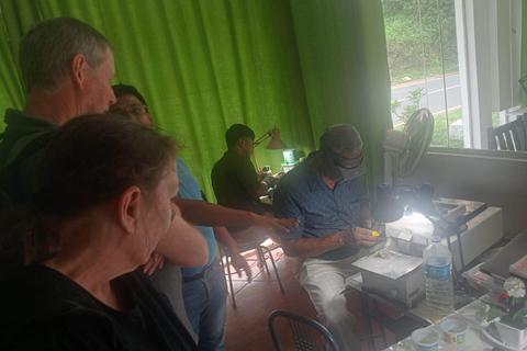 Colombo: Rathnapura Gem Mining Tour with Lunch