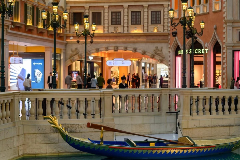 Macau Cotai & Coloane: Culture, Resorts & Village Life Tour Guide for Chinese or English