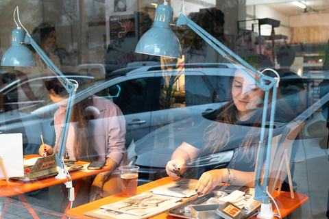 Málaga Art & Café: Create your own artwork and enjoy unlimited drinks Málaga Art & Coffee: Create your own artwork and enjoy unlimited drinks