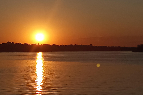 Sambesi Bootsfahrt bei Sonnenuntergang