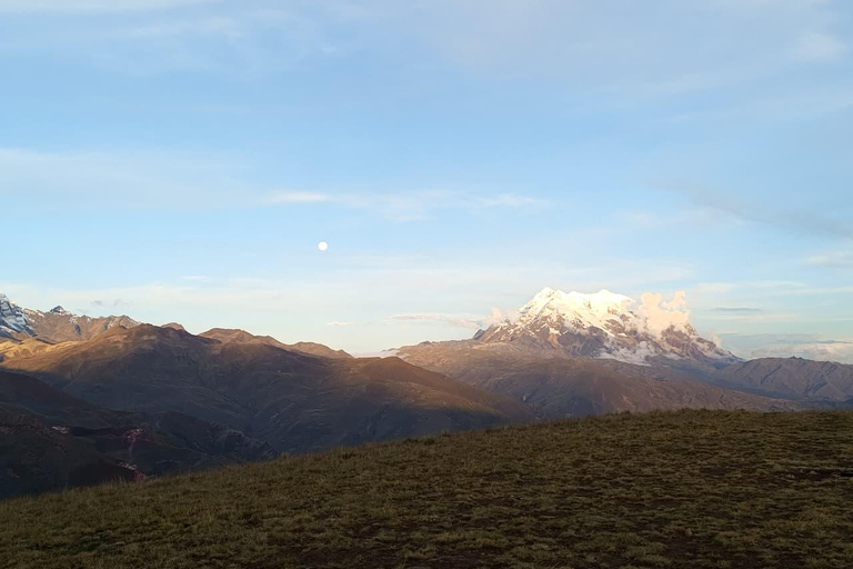 Exploring the Alaxpacha Viewpoint and the Valley of Souls