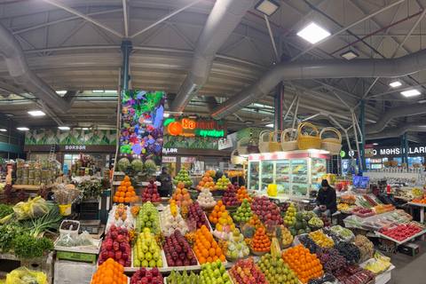 Baku Food Tour: 10+ Tastings, Tea Set & Local Spices Small group (max 10 people)