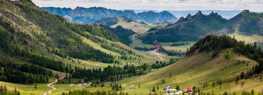 Visite d'une jounée complète de la statue de Gengis Khan et du parc national de Terelj