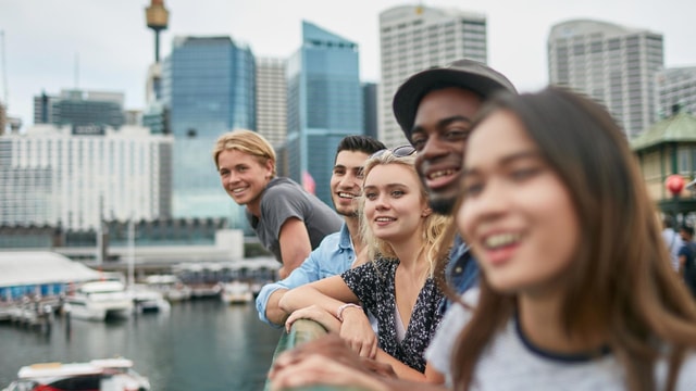 Sydney: Private Custom Tour with a Local – Icons & Gems