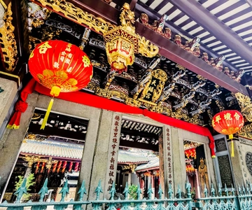Singapore: Chinatown Historic Walking Tour with Lunch