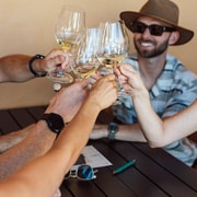 From Sydney: Premium Hunter Valley Tour with Gourmet Lunch