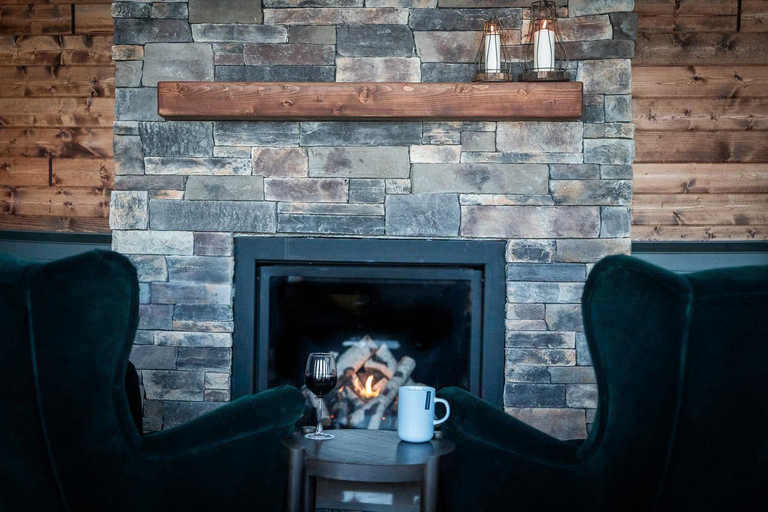 Aurora Lounge: Aurora Viewing Cabin & Bar
