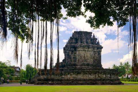 Yogyakarta ; Borobudur, Mendut &amp; Prambanan Temple