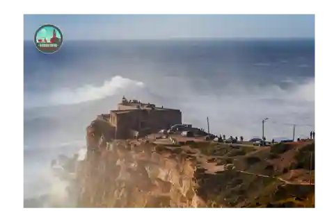 Escursione di un giorno da Lisbona a Nazaré, Óbidos e Fatima