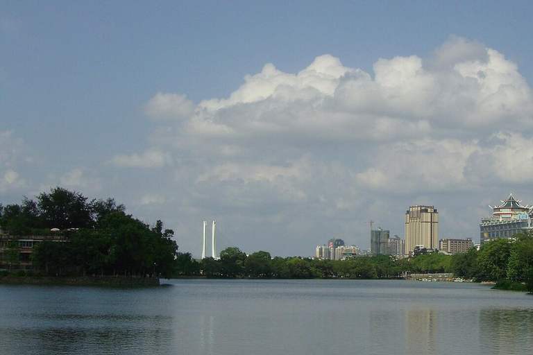 Hangzhou: Huizhou City & Xin'an River Private Day Trip