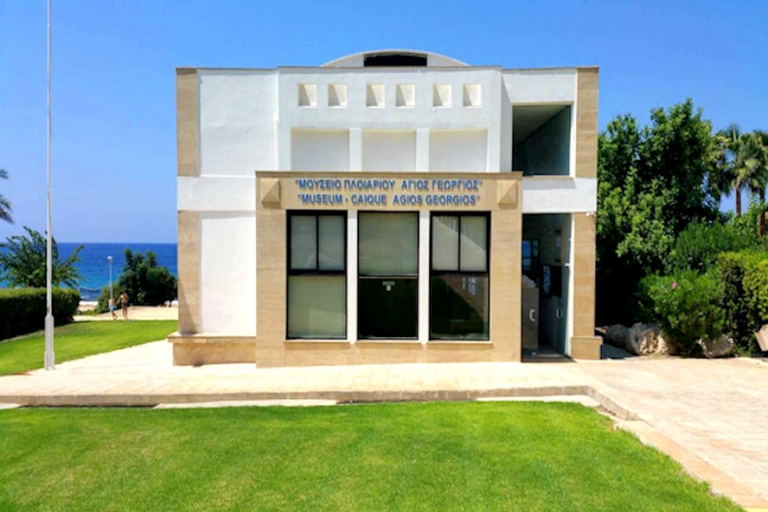 Pafos: Ancient Cyprus and Coastal Landmarks