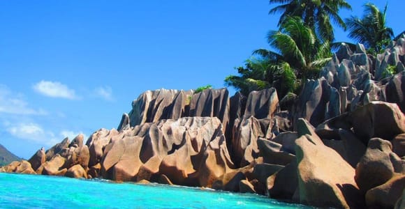 Baie Lazare Full-Day Tour with Lunch, Rum Tasting & Beaches