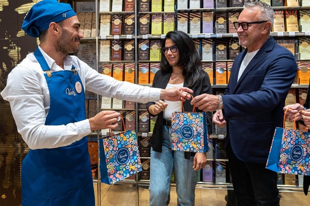 Milan: Venchi Chocolate-Making Session and Food Tasting