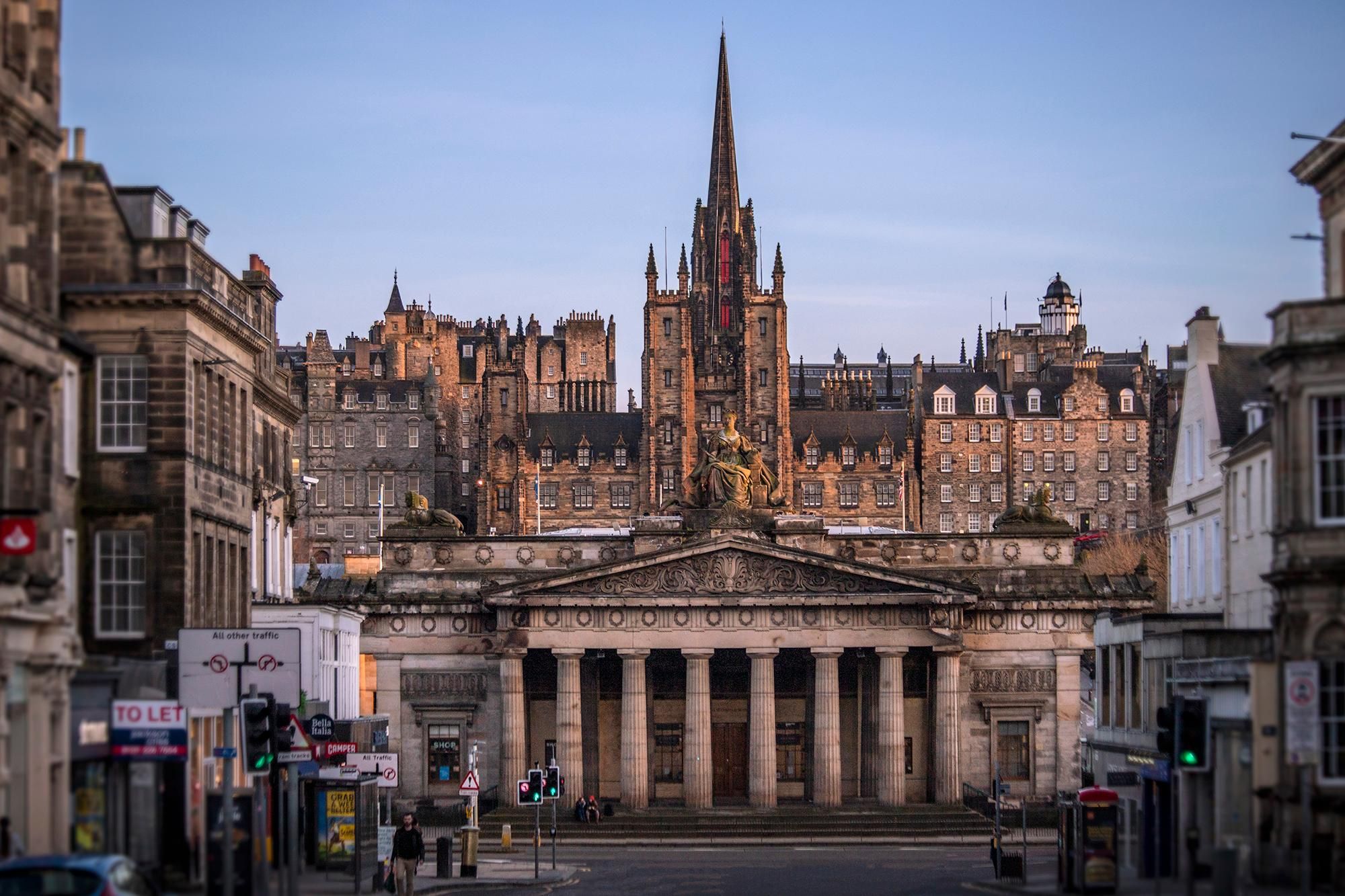 Edinburgh an einem Tag: Altstadt, Neustadt und Edinburgh Castle