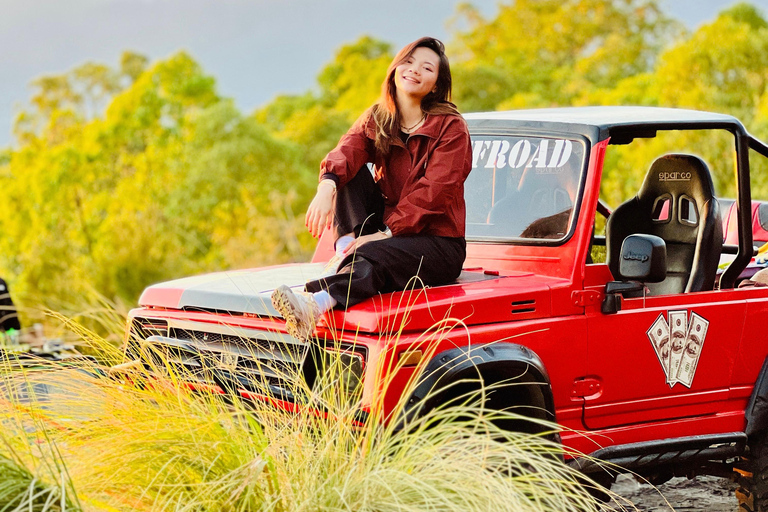 Ubud : Mount Batur Jeep Sunrise with Breakfast & privat jeep Ticket for hot spring Meeting point ( No transport)