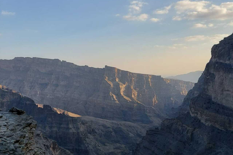 AMOUAGE: Całodniowa prywatna wycieczka do Nizwa i Al Jabal AkhdarCałodniowa prywatna wycieczka do Nizwa i Al Jabal Akhdar