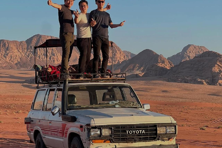 Wadi Rum: Bedouin Culture Tour with Bedouin Guide in desert CAML TOUR 1HOUR
