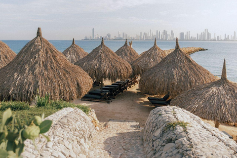 Cartagena: Day trip to Eteka Beach in TierraBomba with lunch