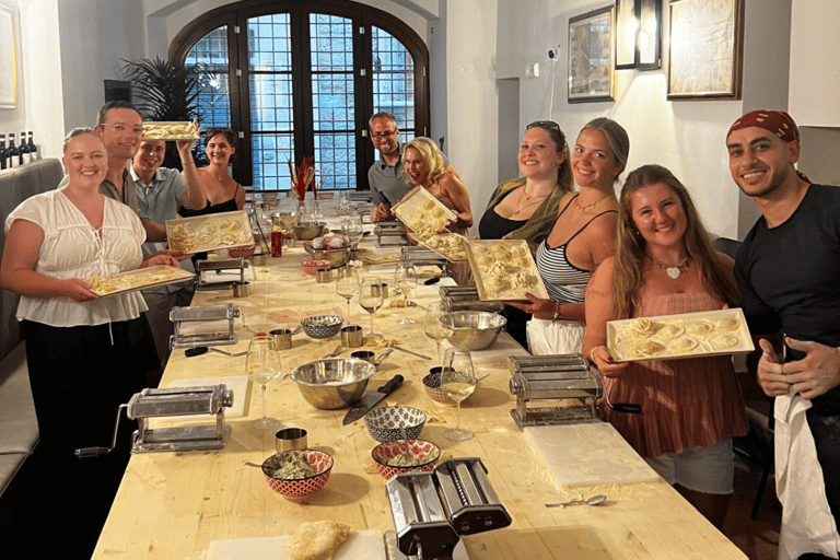 Florencja: Kurs gotowania kuchni toskańskiej z ręcznie robionym makaronem i winem