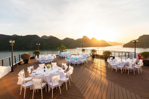 Ha Long Bay: Luxury Overnight Cruise 2D1N or 3D2N Ha Long Bay 3D2N & Shared Car Transfer