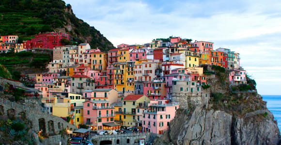 Cinque Terre: Small Group Tour with Limoncino Tasting