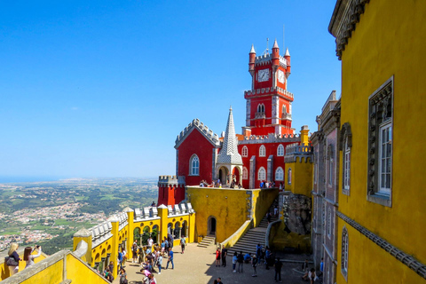 Lissabon: Sintra, Pena Palace, Cabo Roca kust &amp; Cascais TourMet toegangsbewijs voor het paleis van Pena inbegrepen