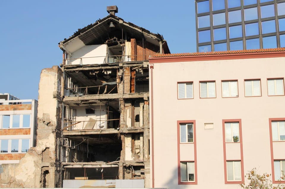 Bombardeo de Belgrado por la OTAN Tour privado GetYourGuide