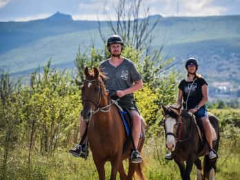 Von Split aus: All-Inclusive Reiten und Jeep-Erkundung