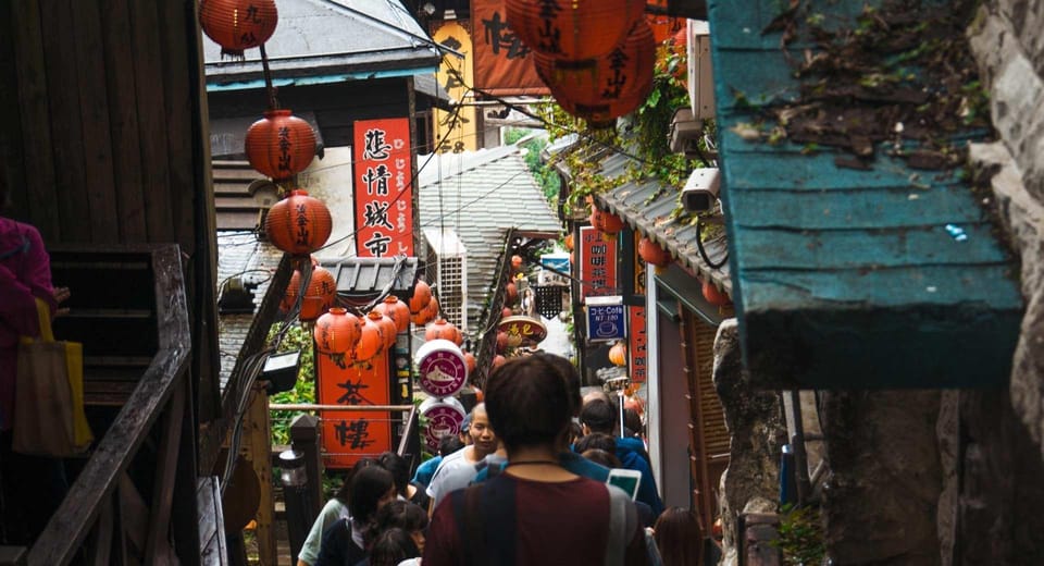 Yehliu, Jiufen & Shifen Shared Day Tour ab Taipei - Hizvo