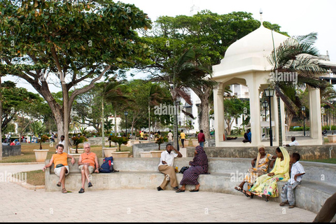 Zanzibar: Walking Stone Town Tour with professional guide