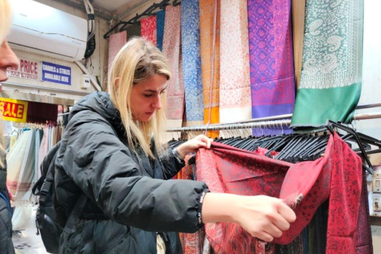 Tour cultural de bodas en Delhi con rituales, vestimenta y mercadosTour de medio día