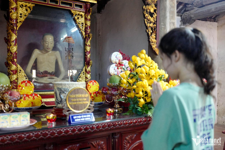 Hanoi: Incense Village & Hat Craft or Dau Pagoda SMALL GROUP SMALL GROUP: Stunning Incense Village & Hat Village - BEST