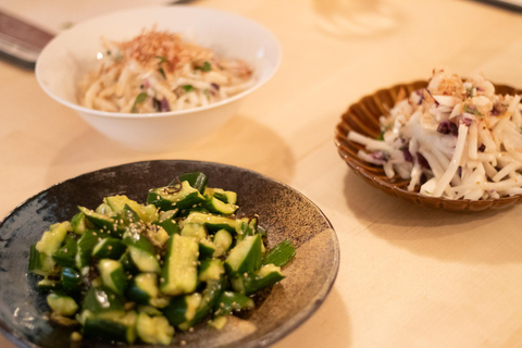 Tokio: Clase de Cocina Estilo Izakaya con Maridaje de Sake