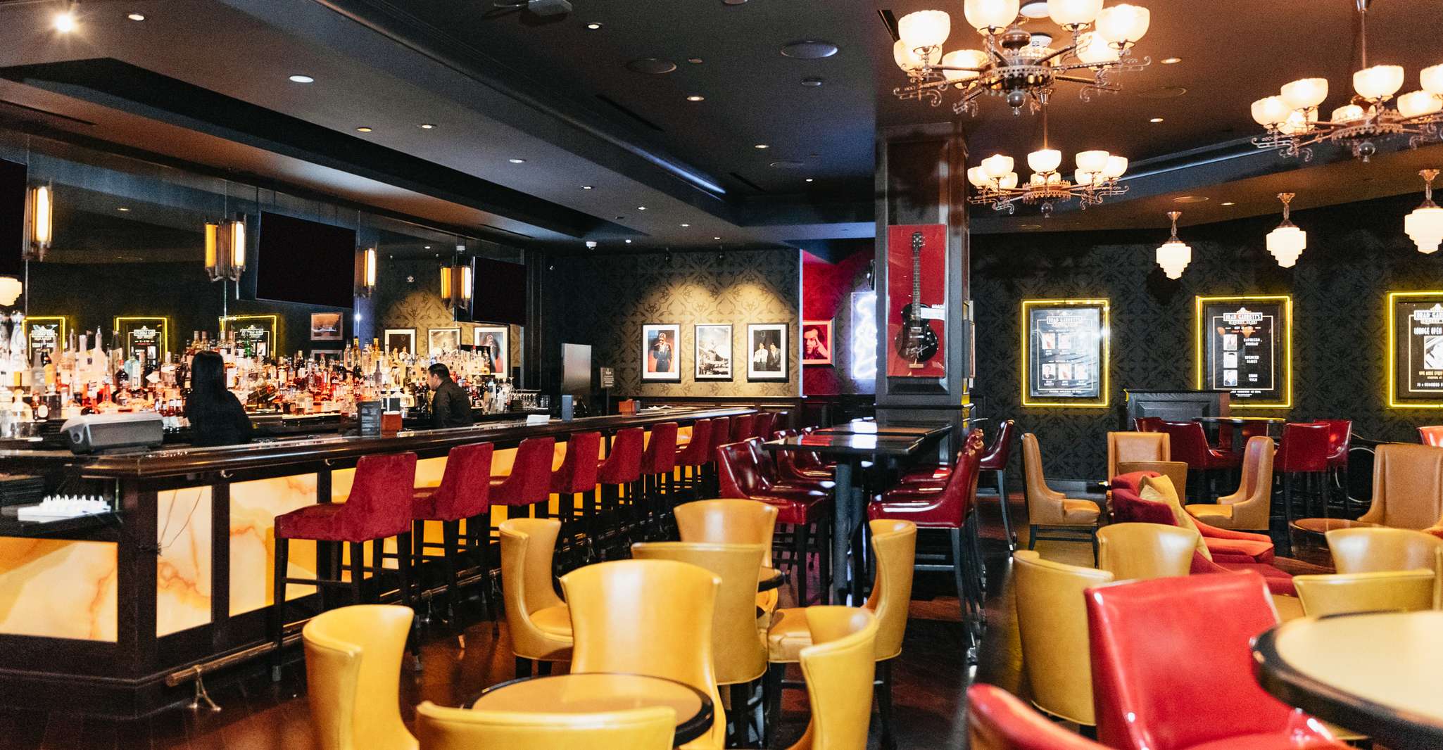 Las Vegas Strip, Brad Garrett's Comedy Club im MGM Grand - Hizvo