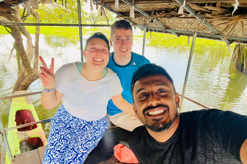 Sigiriya: Village Tour With Kayaking & Cooking Experience