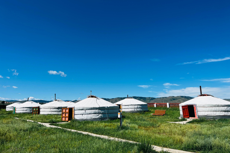 Vanuit Ulaanbaatar: 2-daagse Kharkhorin en Elsen Tasarkhai tour