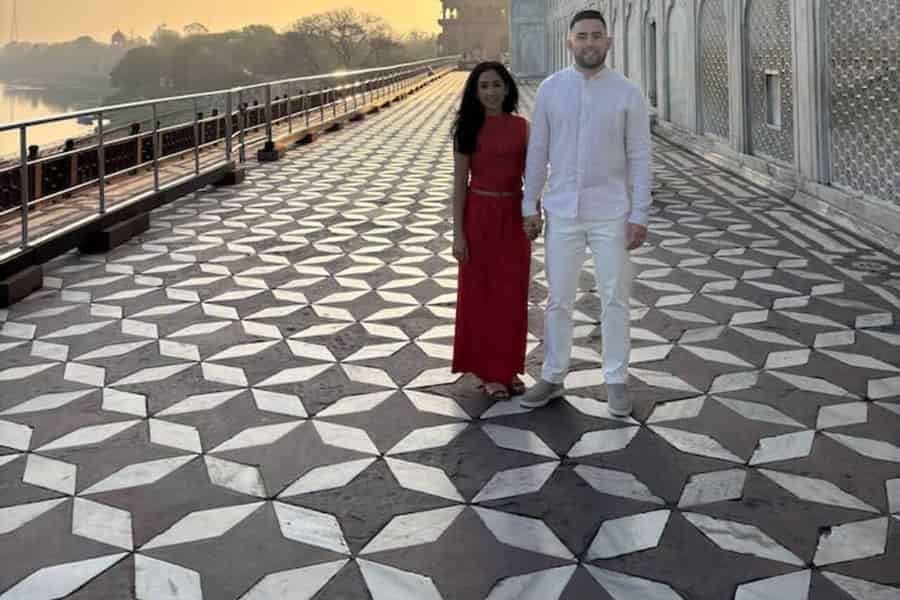 Taj Mahal bei Sonnenaufgang/Sonnenuntergang und Stadtrundfahrt mit Optionen. Foto: GetYourGuide